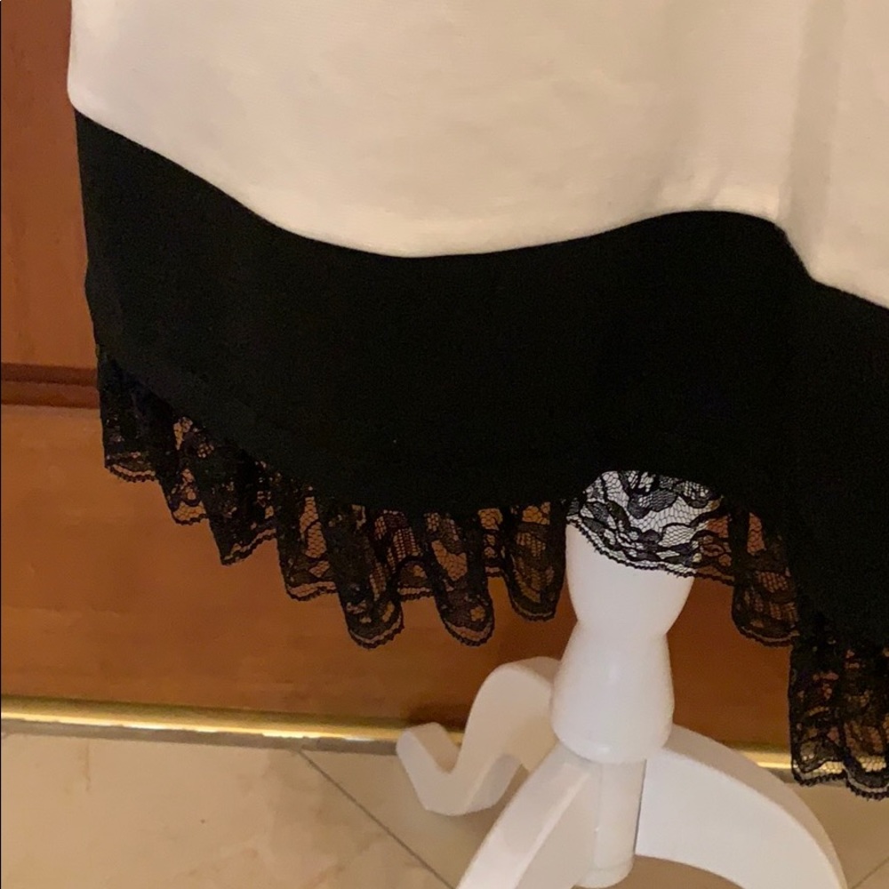 Summer dress - Picture 3 of 3